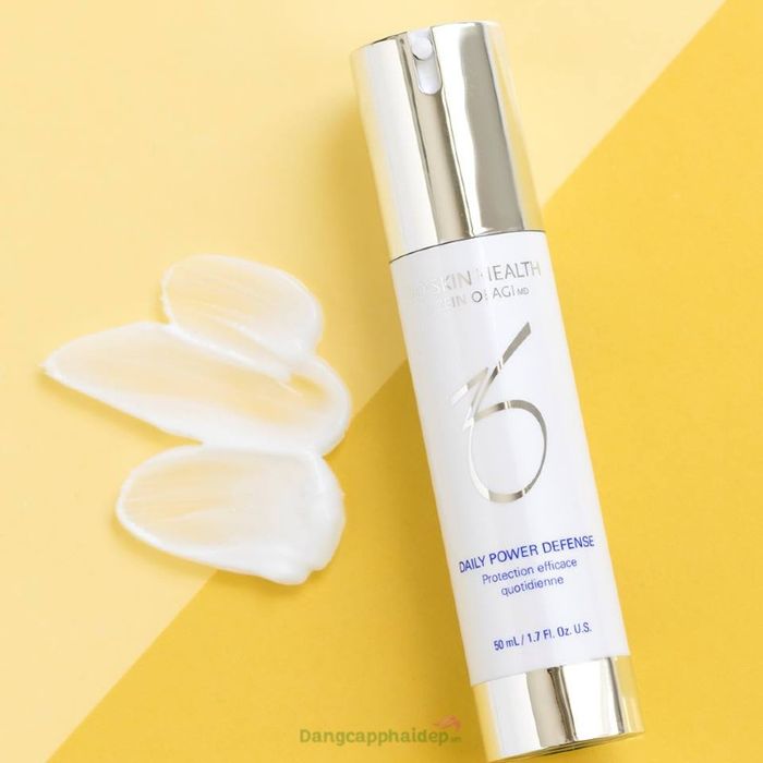 Hình ảnh chi tiết kem ZO Skin Health Daily Power Defense
