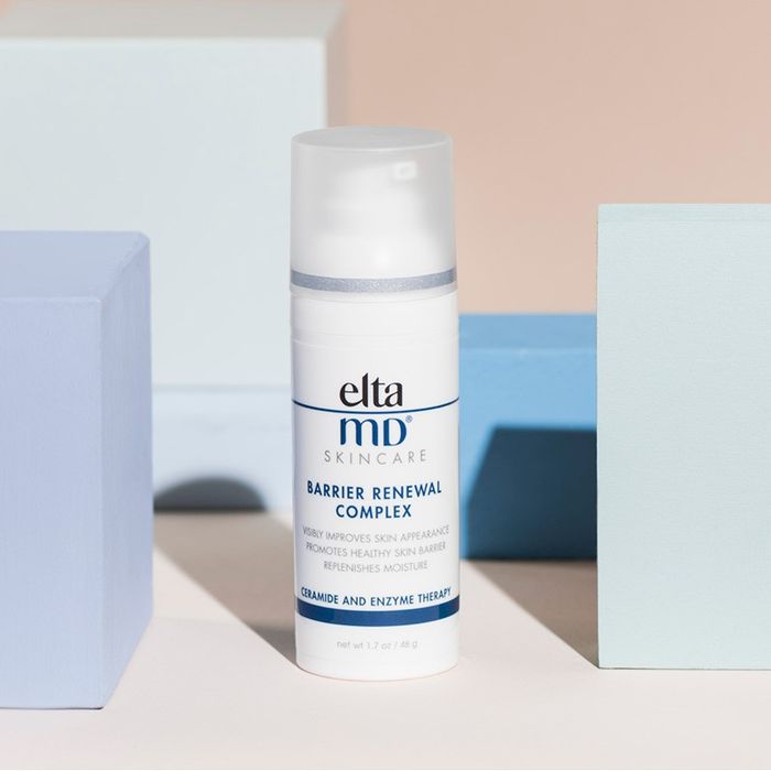 Hình ảnh thực tế kem dưỡng phục hồi EltaMD Barrier Renewal Complex