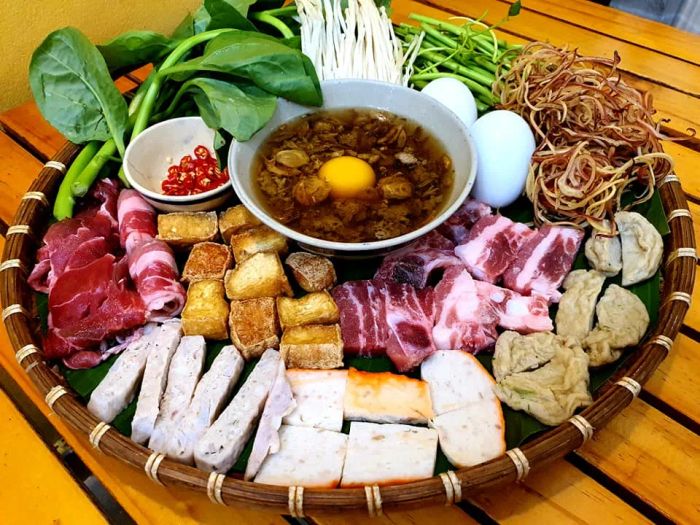 Chị Em Cám Lẩu Cua Đồng - Hình Ảnh 1