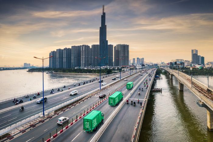 Hình ảnh đội ngũ shipper nhiệt huyết Giao Hàng Tiết Kiệm