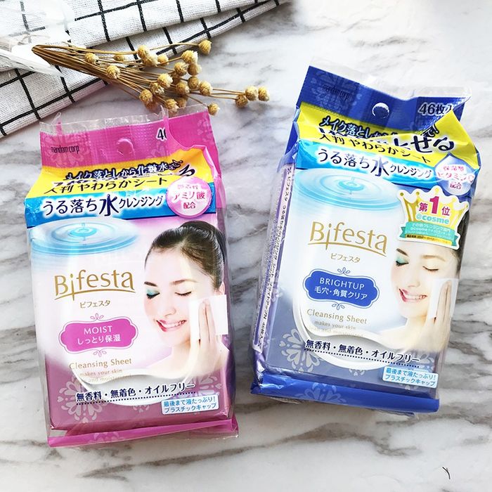 Hình ảnh thực tế Khăn Tẩy Trang Bifesta Moisture