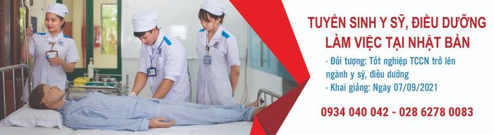 Giờ học thực hành ngành Điều dưỡng tại Trường Trung Cấp Âu Việt