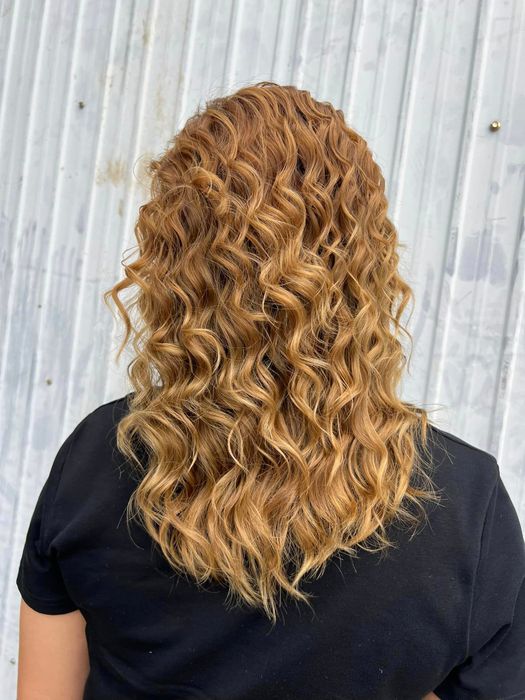 Hình ảnh đầu tiên tại Salon Minh Hà Nội