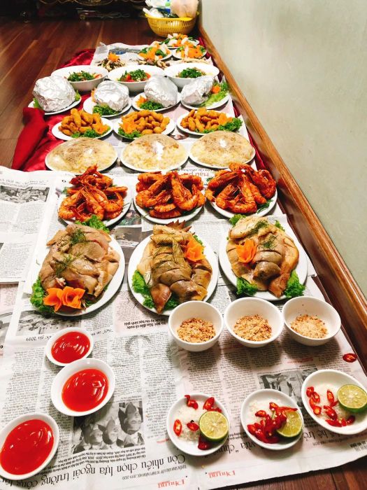 Tiệc Mạnh Hùng ảnh 2