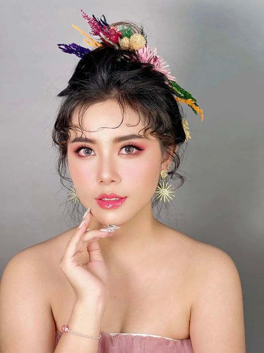 Hellen Makeup ảnh 1