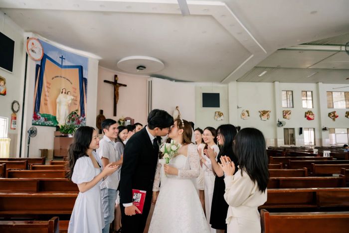 Bộ ảnh cưới nhà thờ đạt chuẩn nghệ thuật