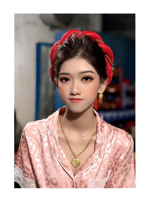 Studio Thừa Tú Uyên - Vẻ đẹp rạng ngời cô dâu