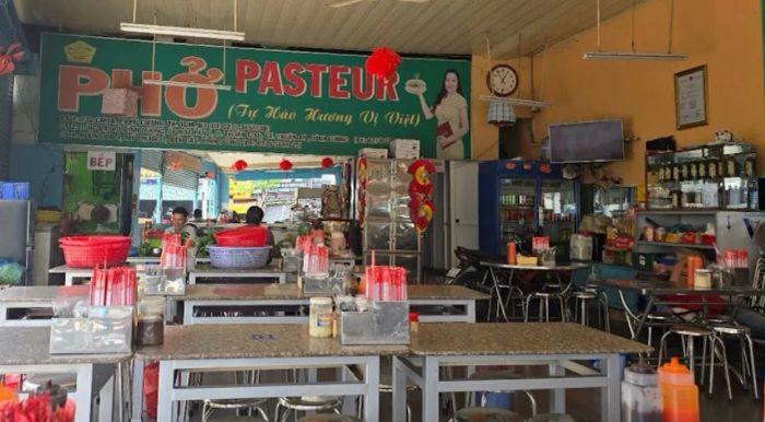 Phở Pasteur ảnh 1