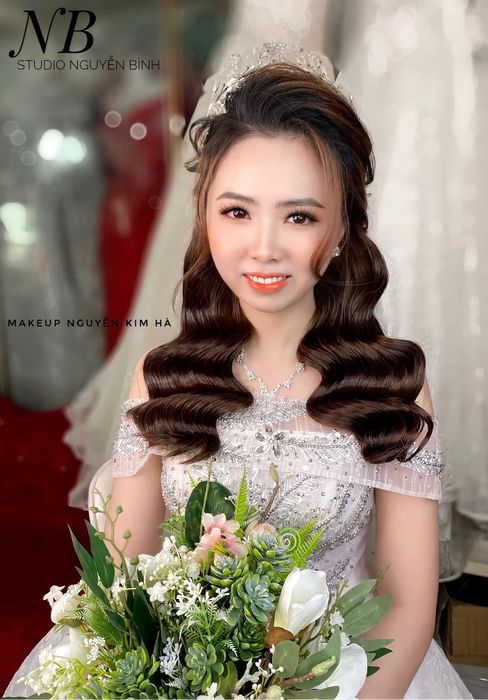 Tác phẩm trang điểm ấn tượng từ Áo cưới Nguyễn Bình