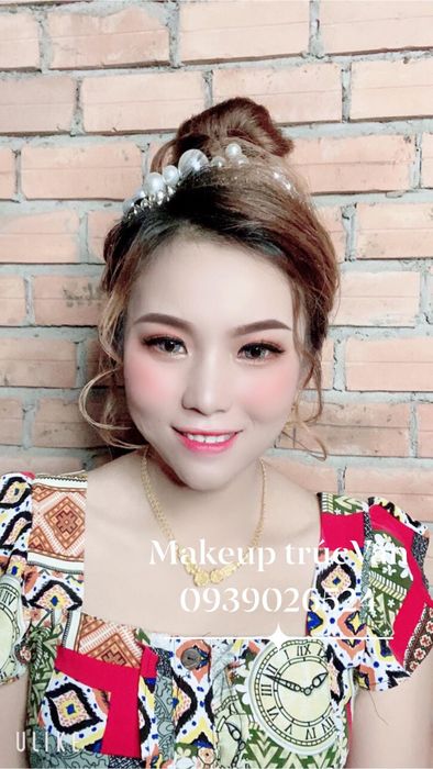 Bộ sưu tập trang điểm ấn tượng tại Áo cưới Trúc Vân