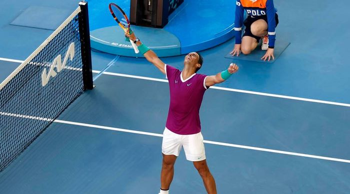 Ảnh 1: Khoảnh khắc lịch sử Rafael Nadal vô địch Australian Open 2022