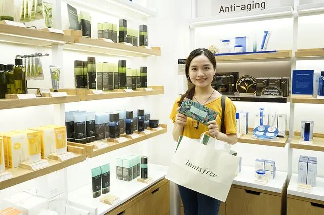 Bộ sưu tập sản phẩm làm đẹp từ Innisfree