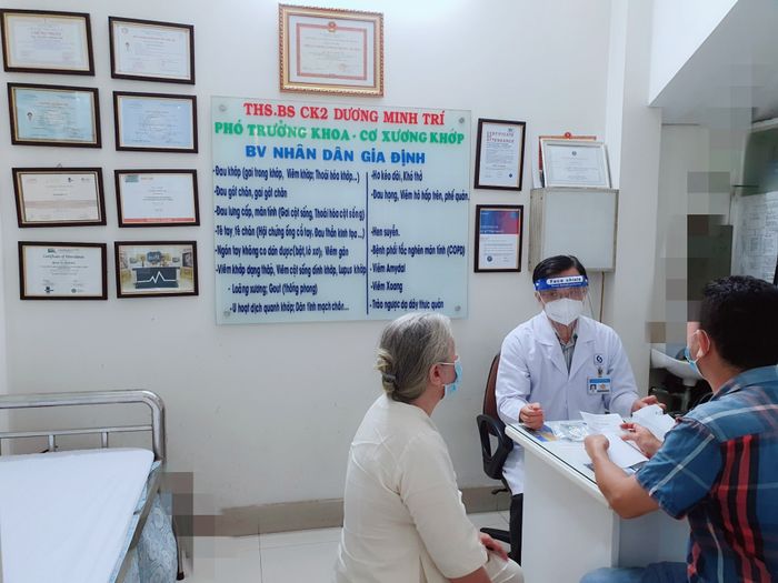 Không gian khám chữa bệnh chuyên nghiệp tại phòng khám BS Trí