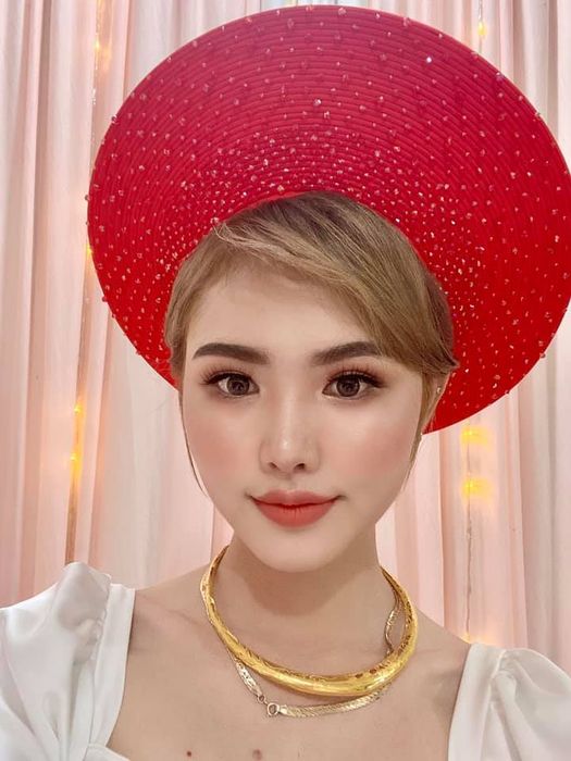 Hình ảnh tác phẩm trang điểm từ Phuong Tran Makeup