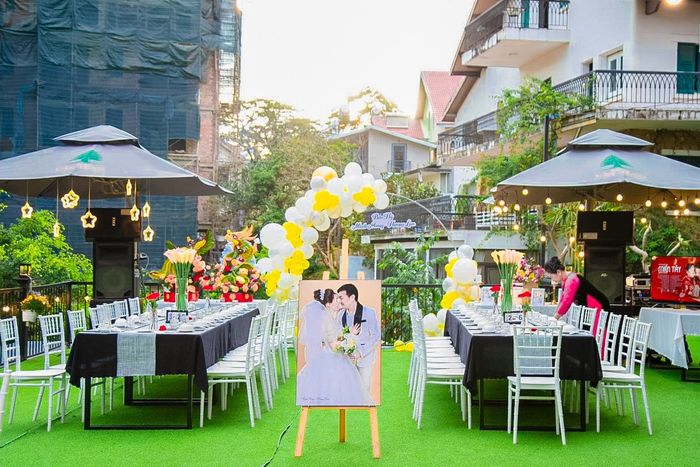 Không gian tiệc cưới ấn tượng tại Nhà Hàng Cây Tùng (Ảnh 1)