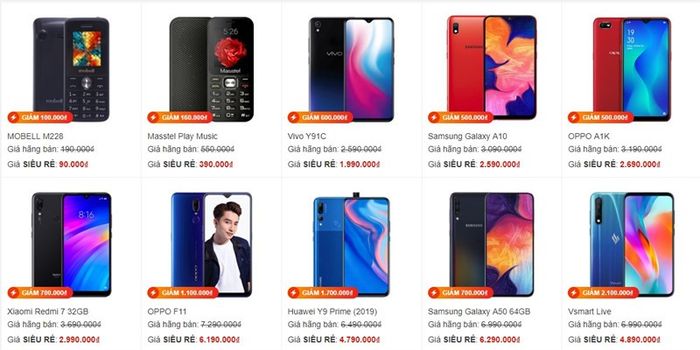 Không gian mua sắm hiện đại tại Thế Giới Di Động