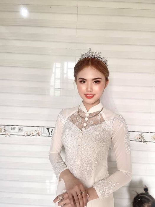 Bộ sưu tập trang điểm cô dâu đẹp ngỡ ngàng từ Phuong Tran Makeup