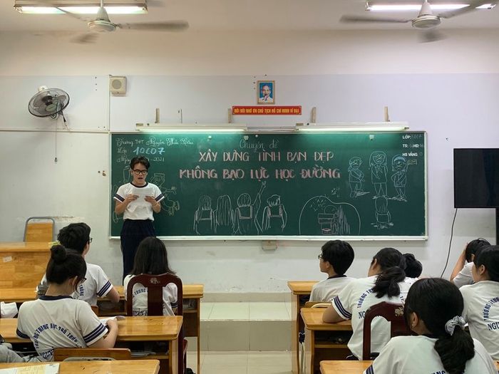 Trường THPT Nguyễn Hữu Cầu hình ảnh 2