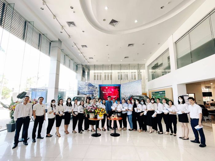 Hình ảnh Vinh Ford - góc nhìn 1