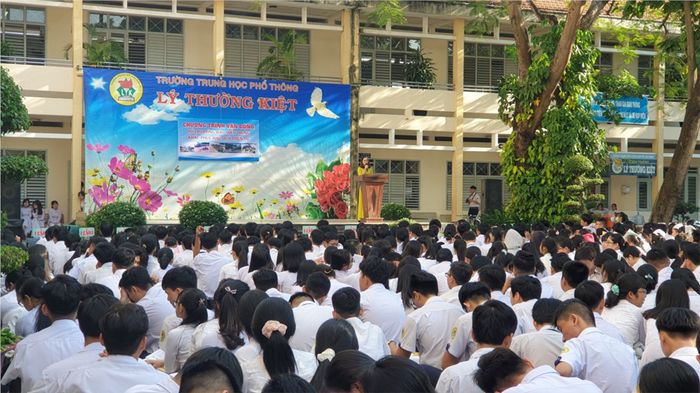 Trường THPT Lý Thường Kiệt hình ảnh 1