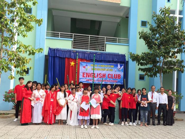 Hoạt động giảng dạy sôi nổi tại Trường THCS Nguyễn Viết Xuân