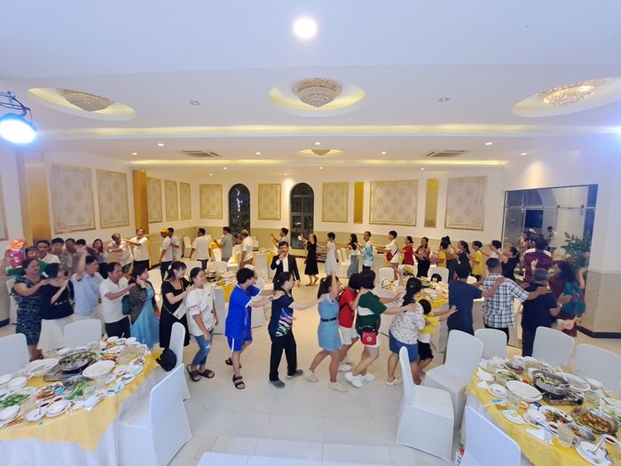 Khoảnh khắc đáng nhớ từ các tour du lịch và sự kiện đặc biệt