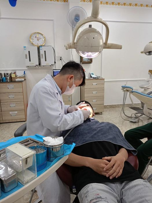 Khám phá không gian hiện đại tại Nha Khoa Á Châu Pleiku qua ảnh 2