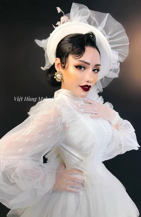 Hình ảnh Việt Hùng Studio - Phong cách trang điểm sang trọng