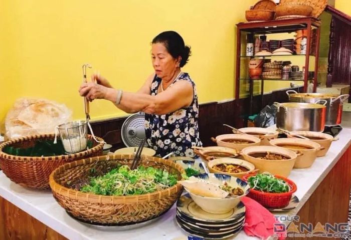 Mì Quảng Bà Mua - Hình ảnh ấn tượng 1