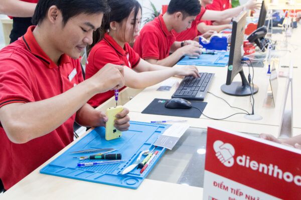 Không gian phục vụ minh bạch tại Điện Thoại Vui
