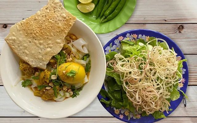 Mì Quảng 121 - Quán mì nức tiếng Đà Nẵng