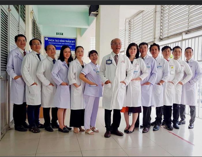 Không gian phòng khám hiện đại và sang trọng tại Bs Quang Hùng