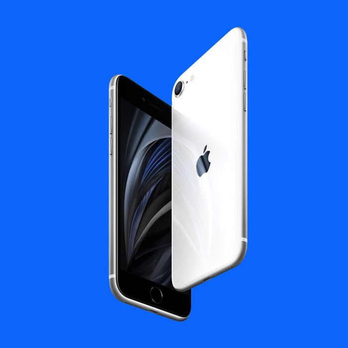 Góc trải nghiệm sản phẩm tại showroom Hoàng Hà Mobile