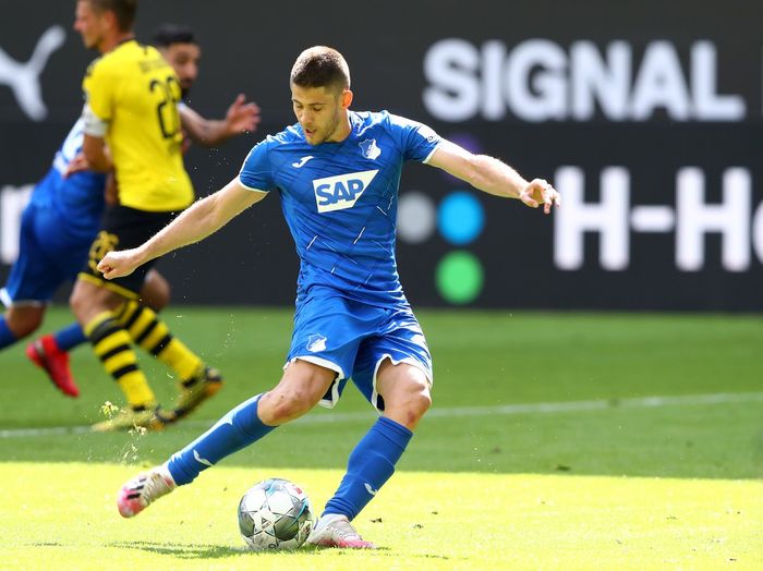 Kramaric và những pha đá penalty phong cách độc nhất vô nhị