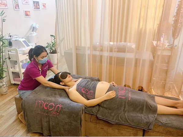 Không gian chăm sóc mẹ và bé tại Moon Care