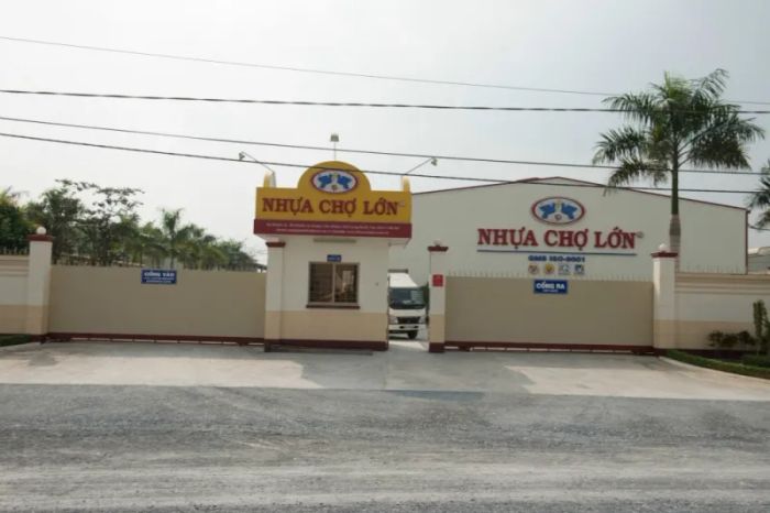 Dây chuyền sản xuất đồ chơi trẻ em hiện đại tại Nhựa Chợ Lớn