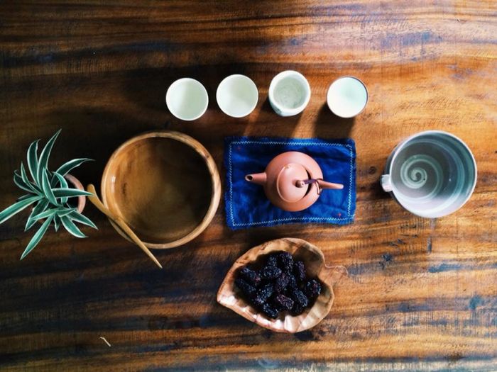 Trà hoa và bánh ở Yên ảnh 2