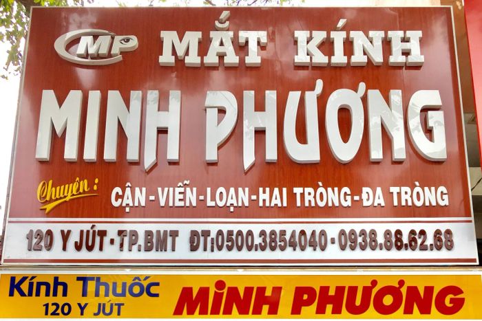 Hình ảnh showroom Mắt Kính Minh Phương