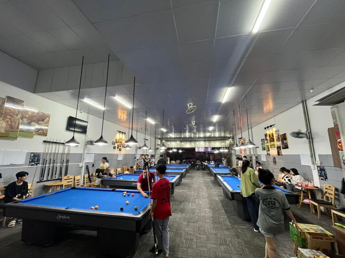 Khám phá góc nhìn nghệ thuật qua ảnh tại Coffee Billiards 212