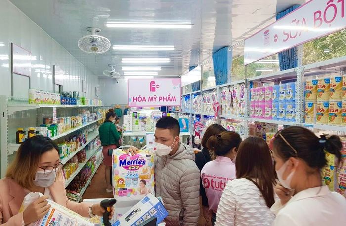 Không gian mua sắm tại TutiCare - Nơi gửi trọn niềm tin của mẹ
