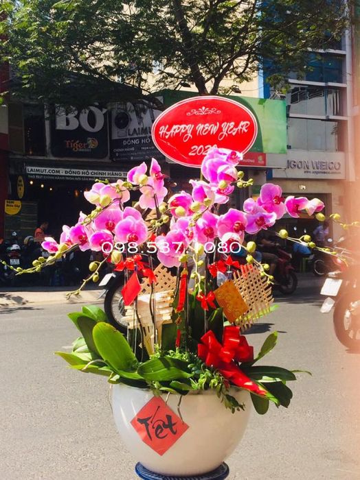 Nghệ thuật cắm hoa đương đại tại Hoa Tươi 1080