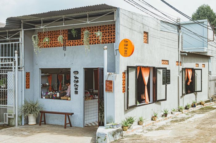 Tiệm Cà Phê Của Bố ảnh 1 – Khung cảnh ấm cúng, đầy hoài niệm