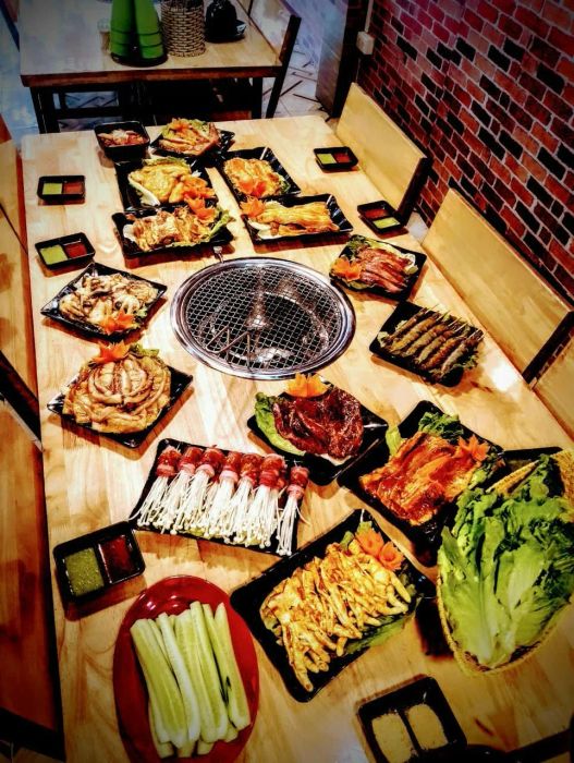 Những món đặc sản làm nên thương hiệu H2 Bia - Lẩu - Nướng