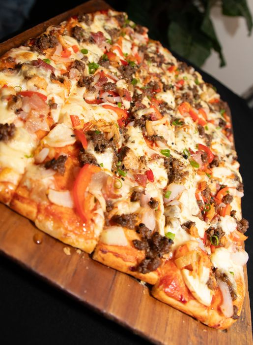 Thế giới pizza đa sắc màu tại Al Frescos