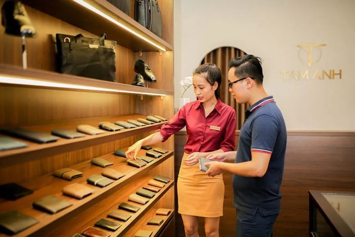 Bộ sưu tập hình ảnh đặc trưng của thương hiệu đồ da Tâm Anh