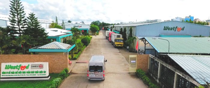 Hình ảnh nhà máy và dây chuyền sản xuất hiện đại của WESTFOOD