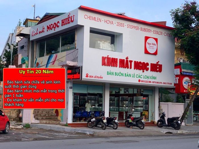 Không gian hiện đại tại Kính mắt Ngọc Hiếu