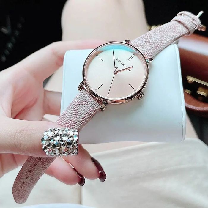 Hình ảnh đồng hồ Michael Kors sang trọng