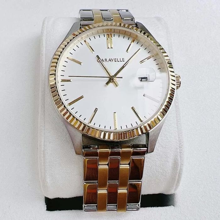 Hình ảnh đồng hồ Caravelle New York đẳng cấp