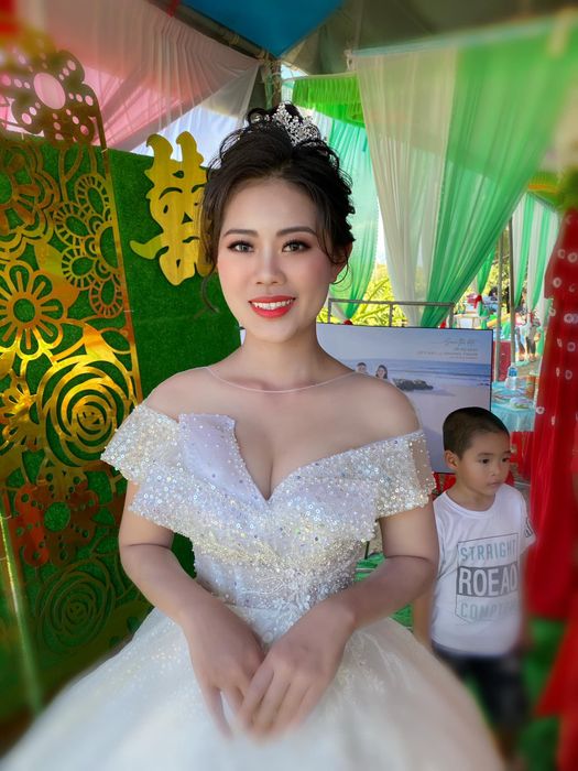 Khoảnh khắc tỏa sáng của cô dâu cùng Nga Makeup Artist